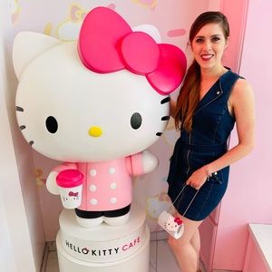 Meet your Posher, Sherry